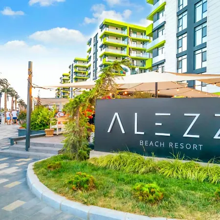 Breeze Large Family - Pool & Langa Plaja