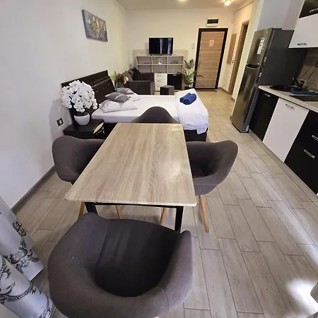 Breeze Large Family - Pool & Langa Plaja *